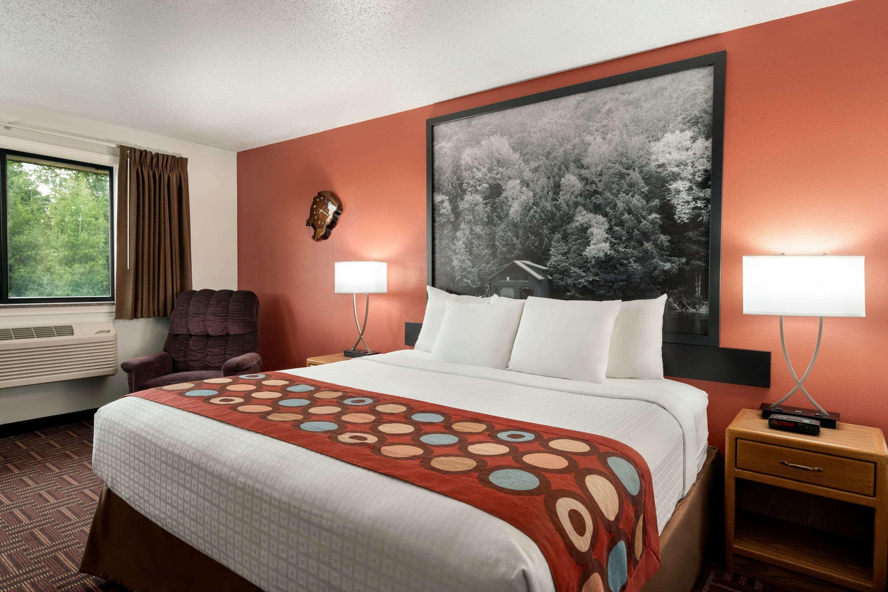 Super 8 By Wyndham Eveleth Exterior foto