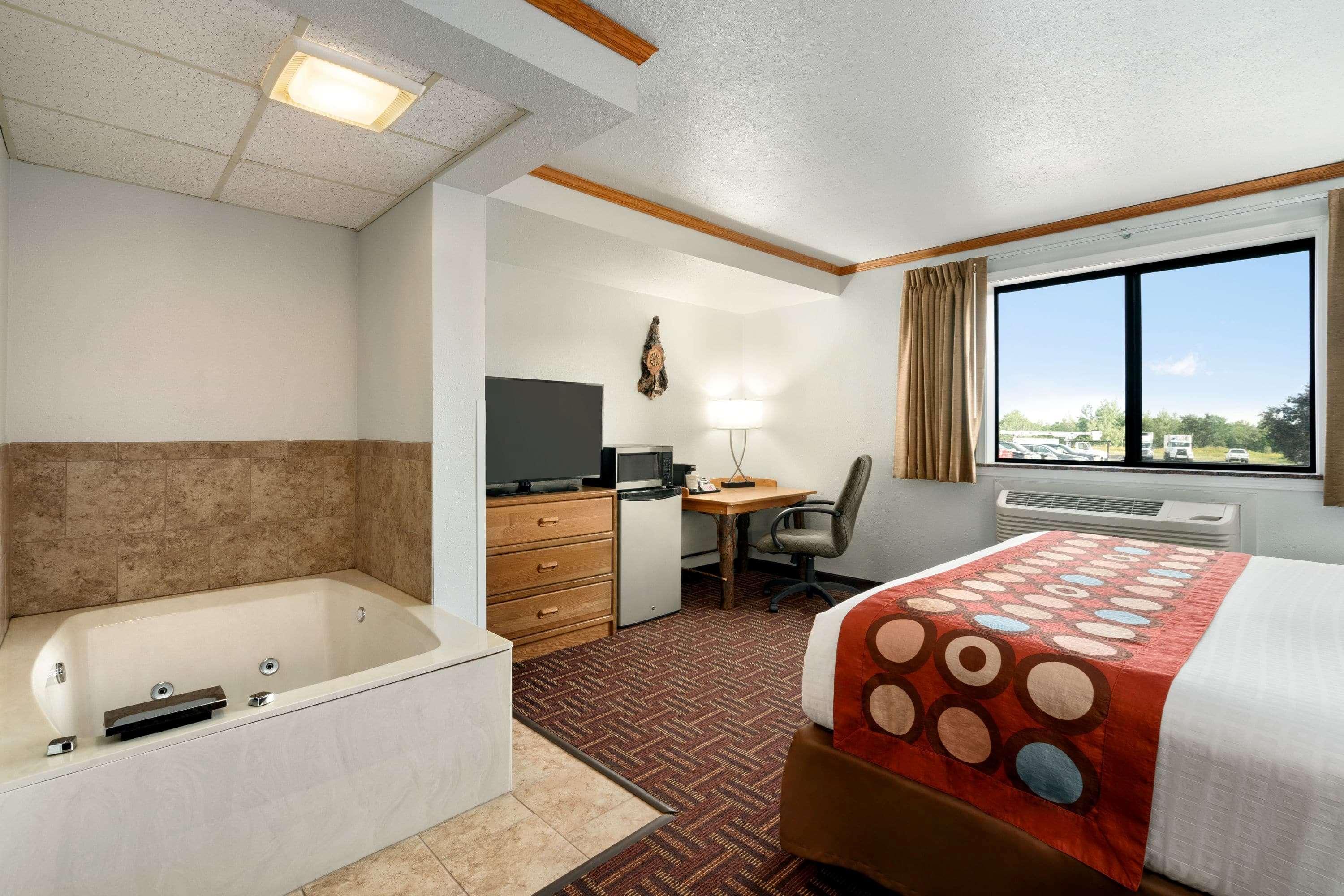 Super 8 By Wyndham Eveleth Exterior foto